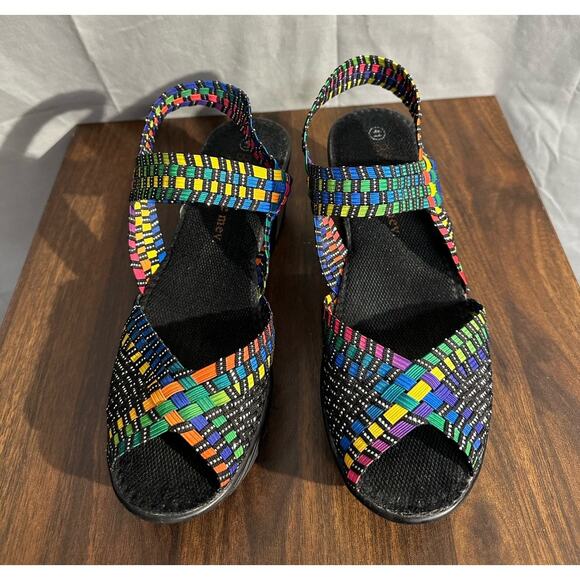 Bernie Mev Wedge Sandals Womens 41 US 10 Rainbow Colorful Fame Woven Comfort - Picture 3 of 9
